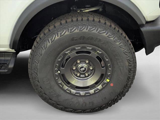 New 2025 Ford Bronco Outer Banks w/ Sasquatch Package AWD/4WD image 9