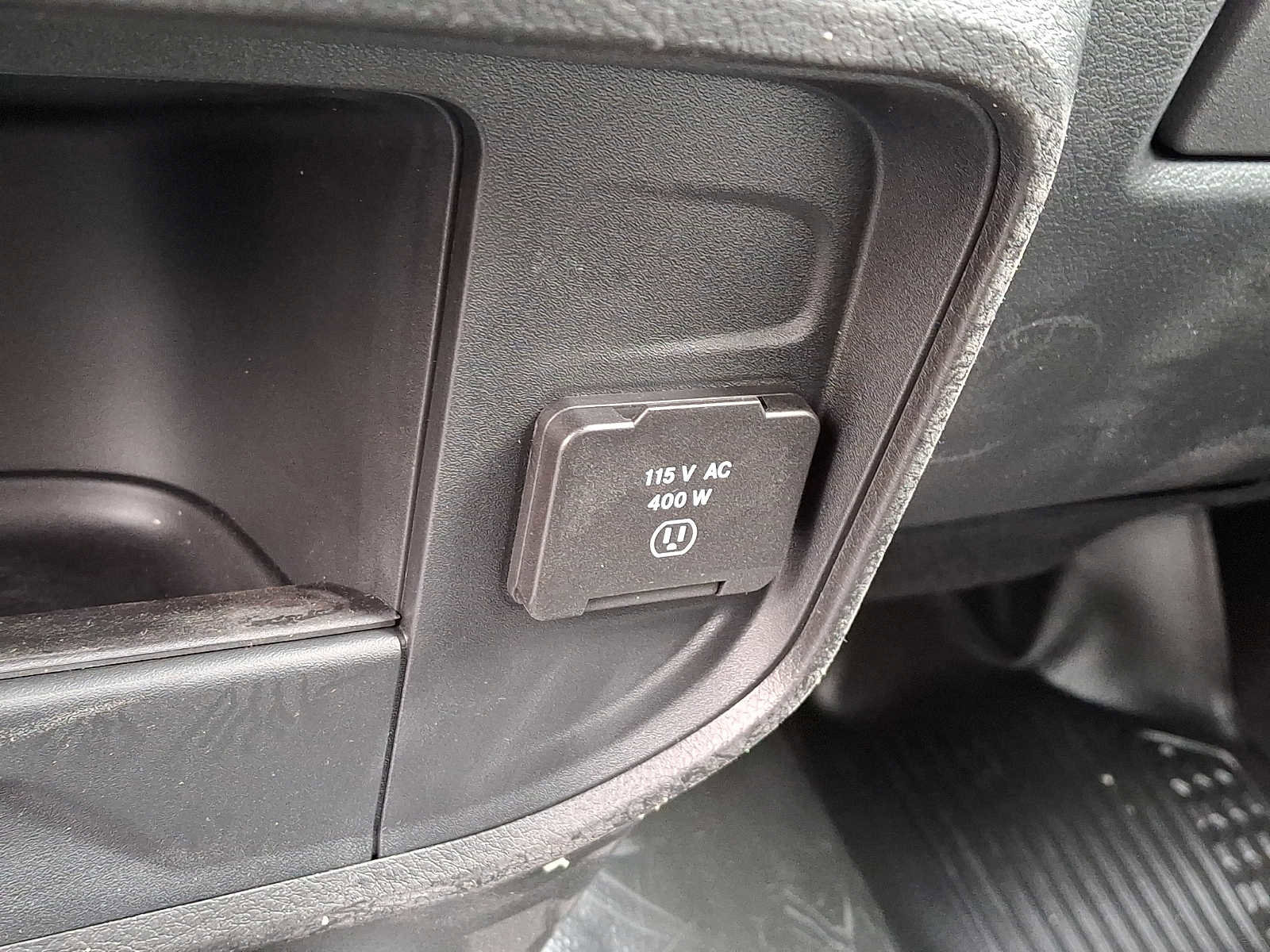 New 2026 RAM 3500 Tradesman AWD/4WD image 17