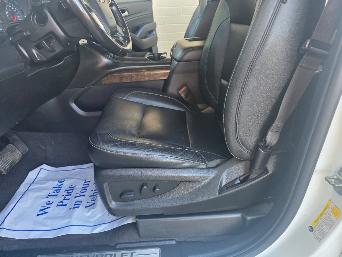 Used 2020 Chevrolet Suburban LT RWD image 10