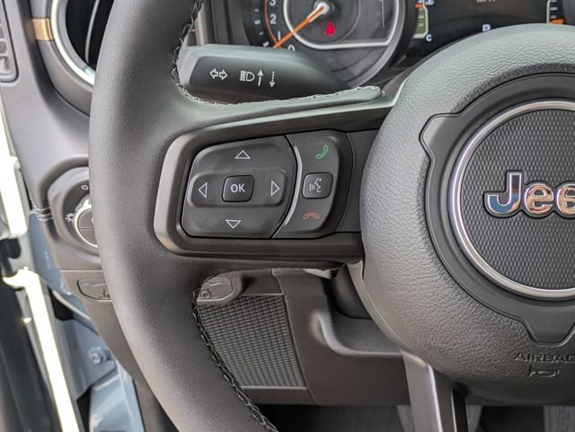 New 2025 Jeep Gladiator Sport image 20