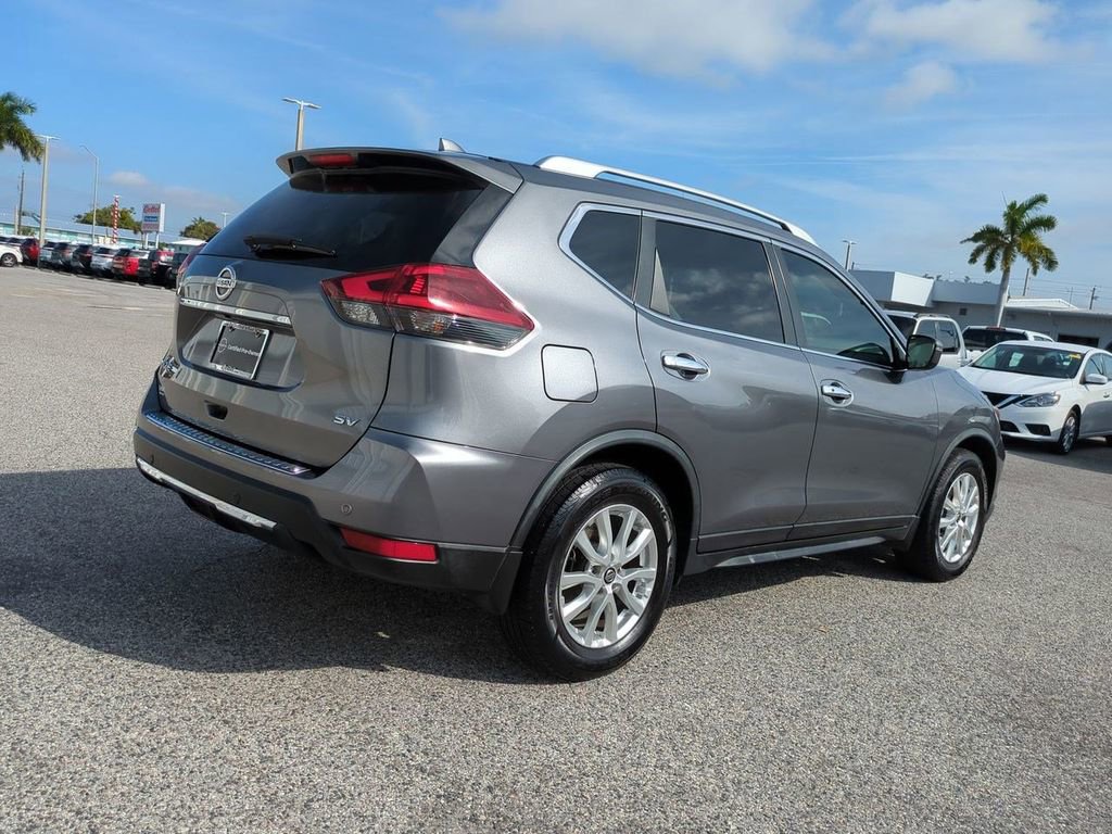Certified 2020 Nissan Rogue SV image 5