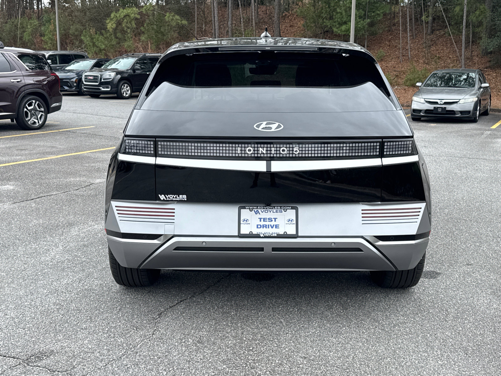 Certified 2023 Hyundai Ioniq 5 Limited w/ Cargo Package image 6