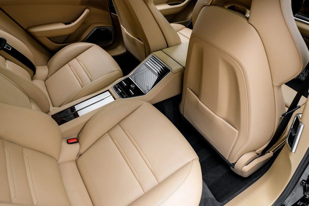 Used 2022 Porsche Panamera Turbo S image 30