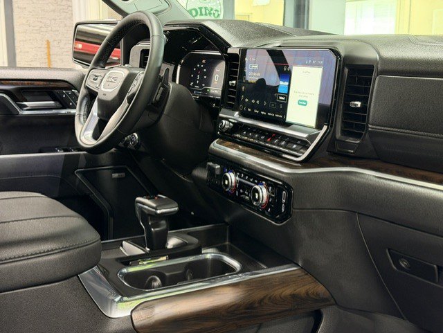 Certified 2025 GMC Sierra 1500 SLT w/ SLT Premium Plus Package AWD/4WD image 9