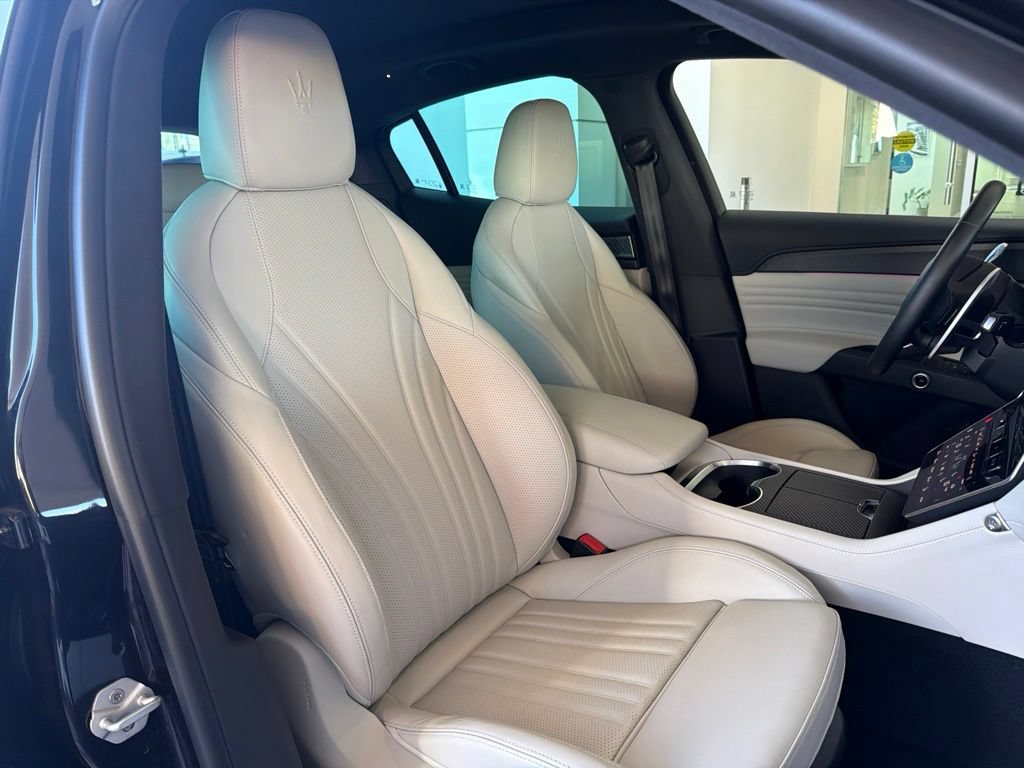 Certified 2023 Maserati Grecale Modena AWD/4WD image 14