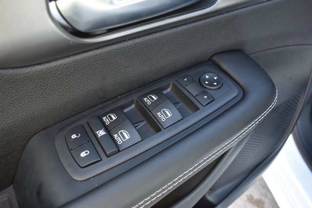 New 2026 Chrysler Pacifica Select image 13