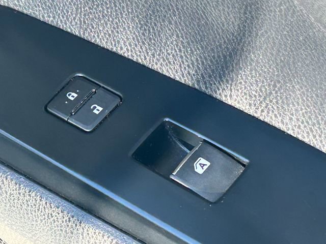 Used 2019 Toyota Camry XSE image 37