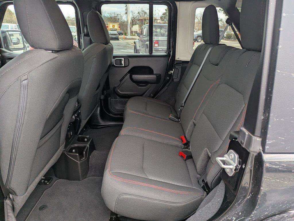 Used 2023 Jeep Wrangler Unlimited Rubicon image 15