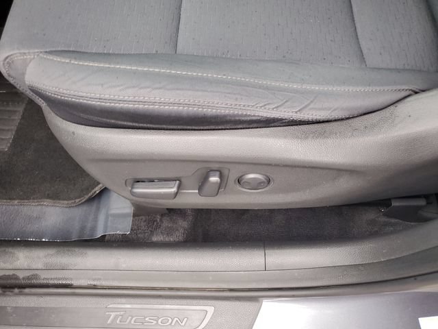 Used 2019 Hyundai Tucson Value FWD image 17