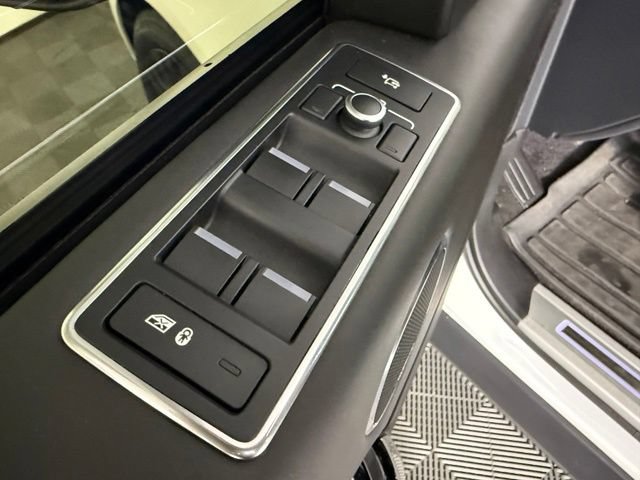 Used 2016 Land Rover Range Rover Autobiography AWD/4WD image 20
