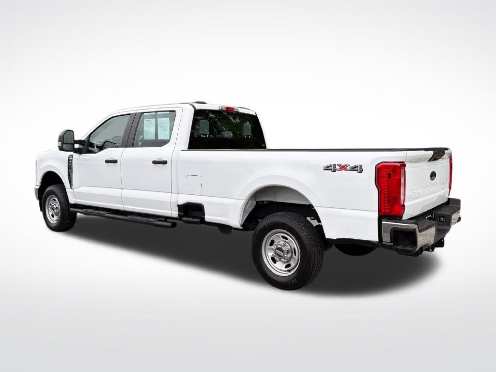 Used 2023 Ford F250 XL w/ XL Chrome Package AWD/4WD image 3