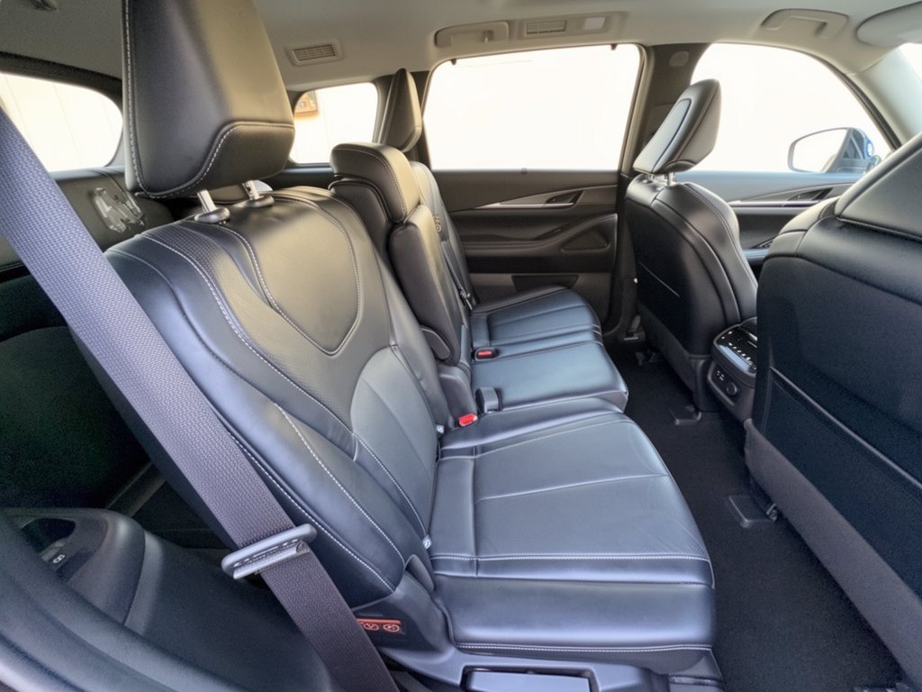 Used 2023 INFINITI QX60 Luxe w/ Cargo Package AWD/4WD image 29
