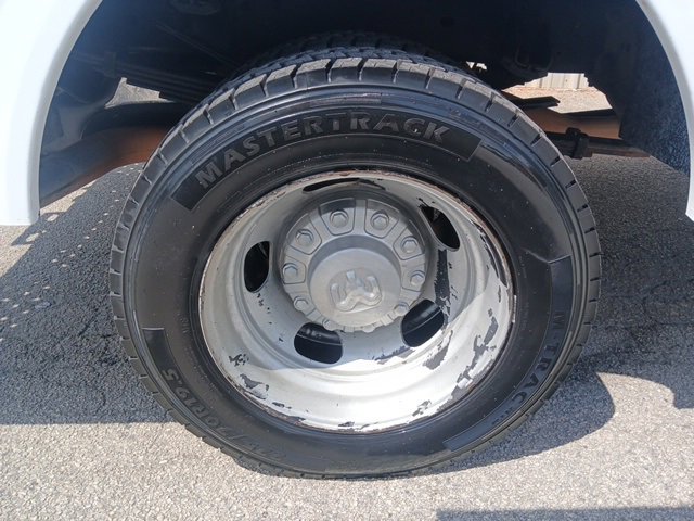 Used 2021 RAM 5500 Tradesman w/ Chrome Appearance Group image 20