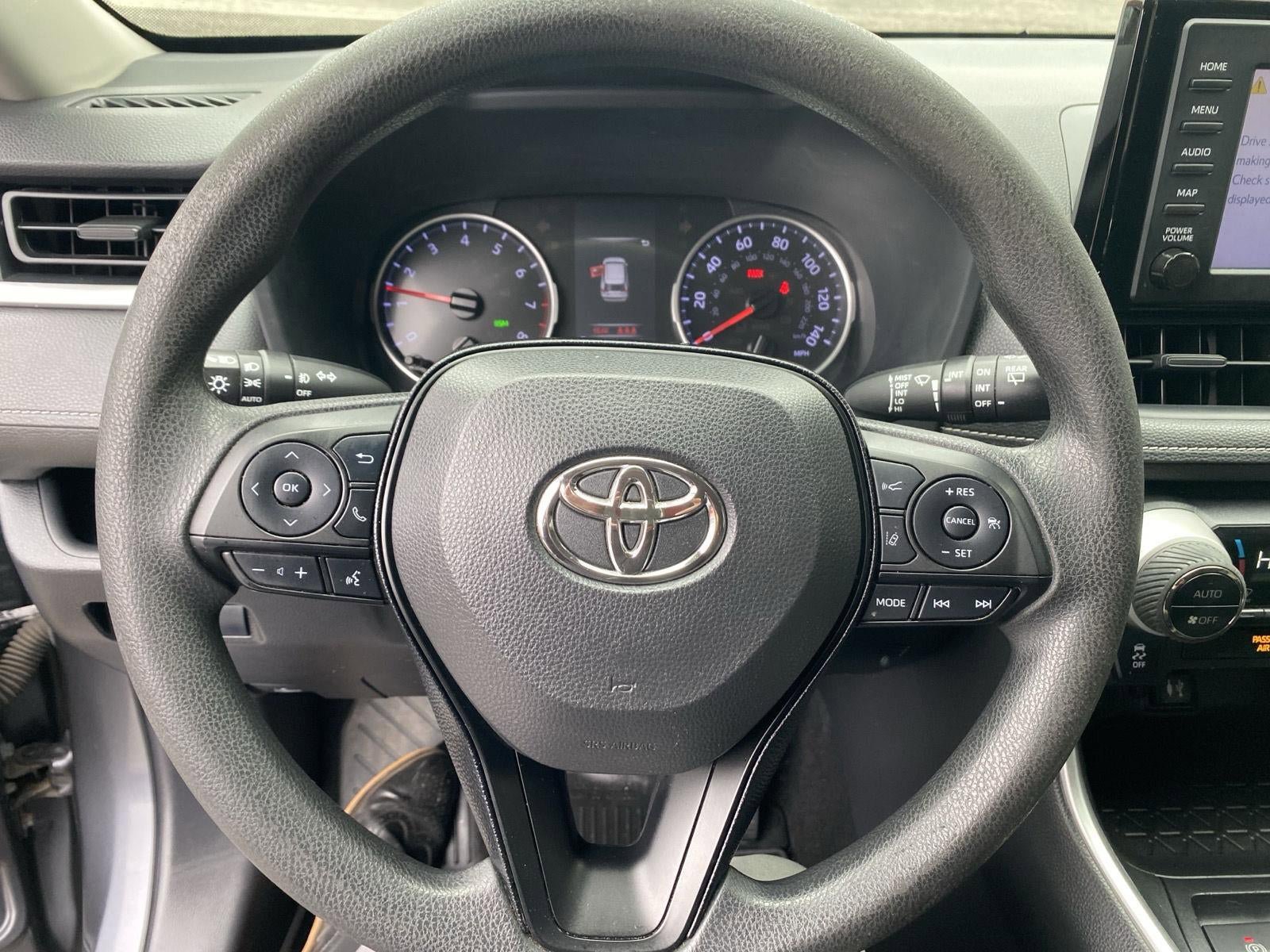 Used 2019 Toyota RAV4 XLE w/ All Weather Liner Package AWD/4WD image 31