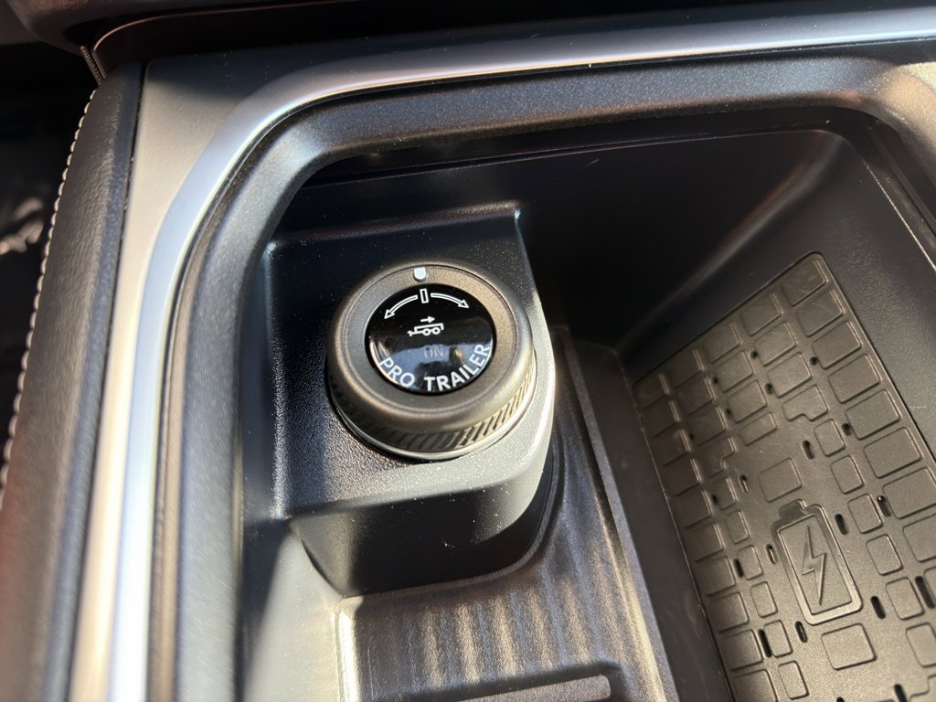 Certified 2025 Ford Expedition Platinum AWD/4WD image 38