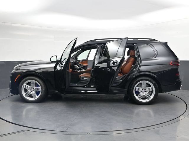 New 2026 BMW ALPINA XB7 AWD/4WD image 32