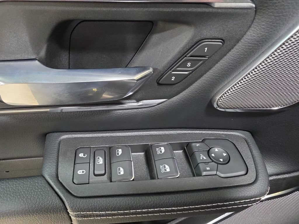 New 2027 RAM 1500 Laramie w/ Night Edition AWD/4WD image 14