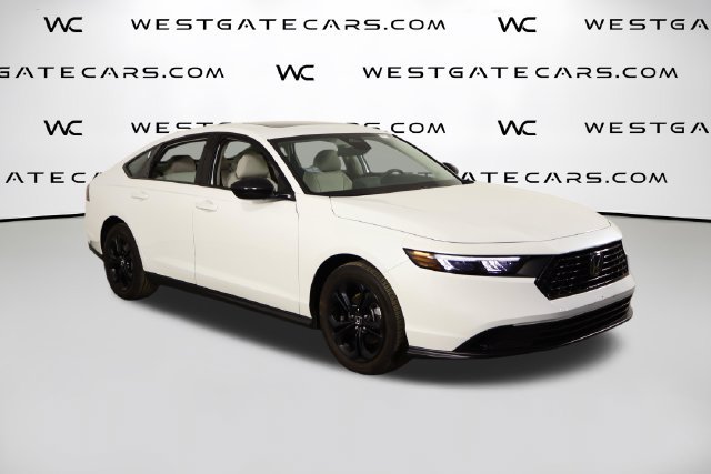 Used 2025 Honda Accord SE image 38