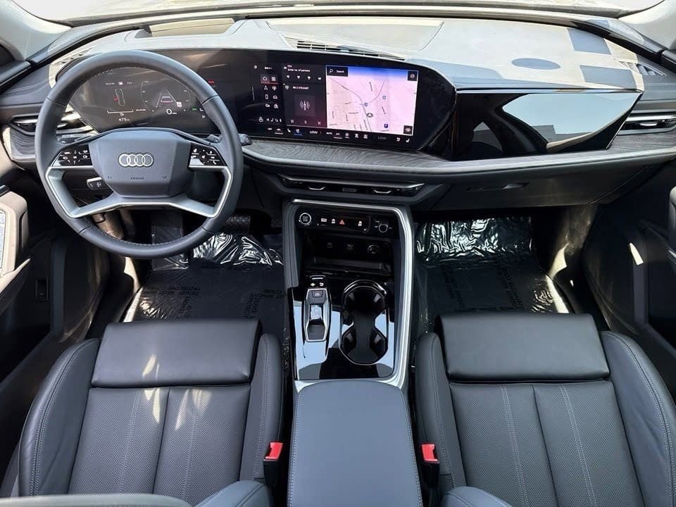 Certified 2025 Audi Q5 Premium w/ Premium Plus AWD/4WD image 13