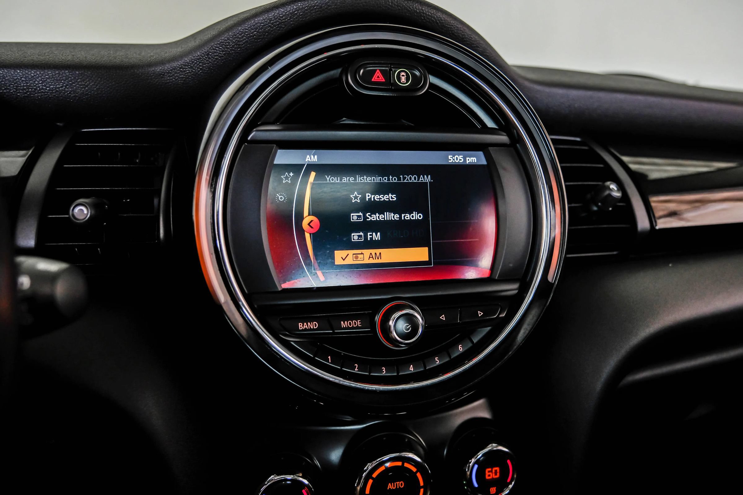 Used 2019 MINI Cooper S w/ Premium Package FWD image 31