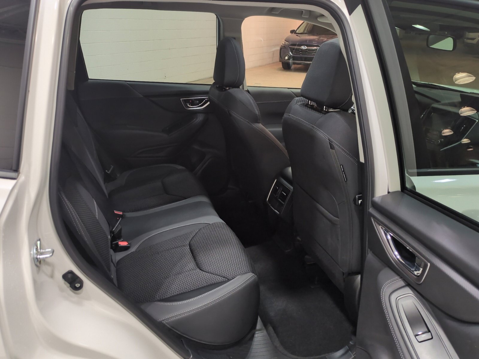 Certified 2023 Subaru Forester Premium AWD/4WD image 11