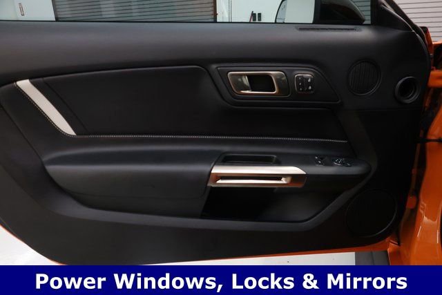 Used 2021 Ford Mustang Shelby GT500 w/ Technology Package image 47