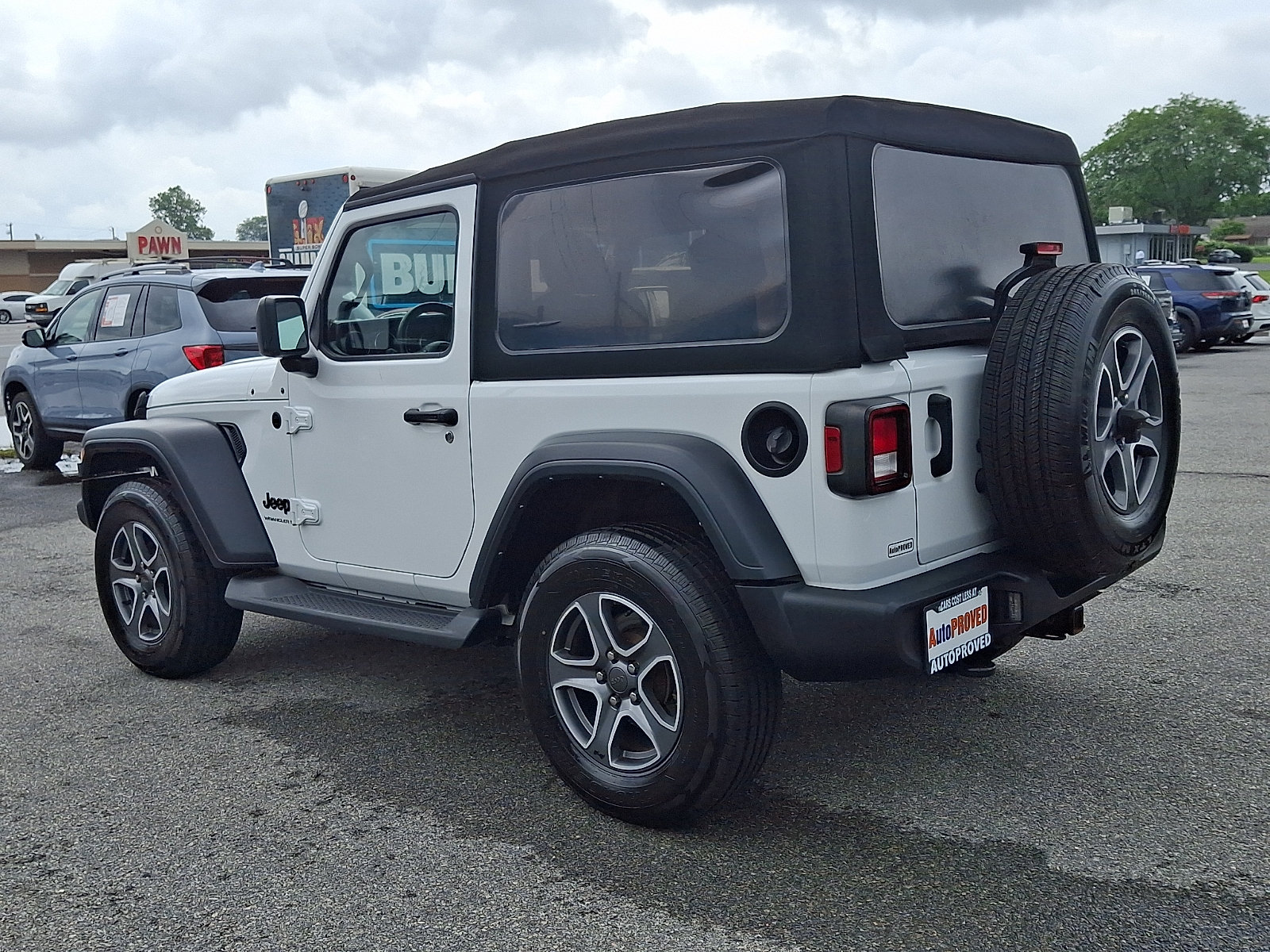 Used 2023 Jeep Wrangler Sport AWD/4WD image 4