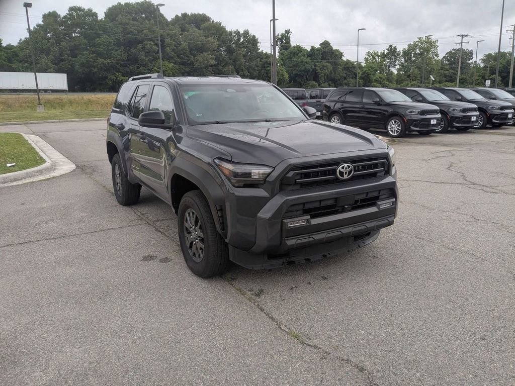 Used 2025 Toyota 4Runner SR5 AWD/4WD image 7