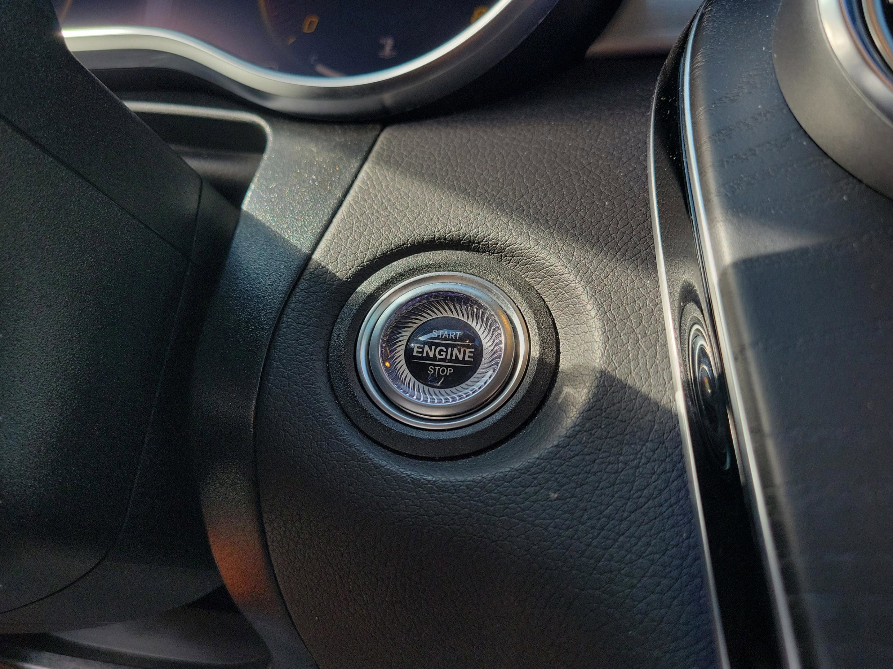 Used 2022 Mercedes-Benz GLC 300 image 14