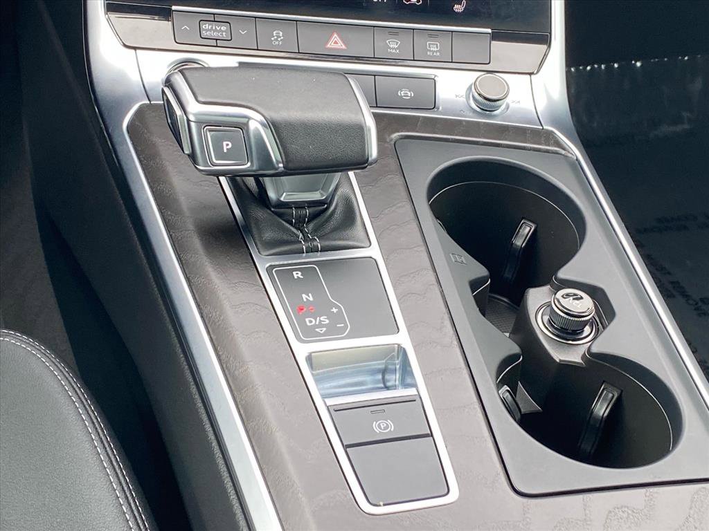 Used 2023 Audi A6 2.0T Premium w/ Convenience Package image 10