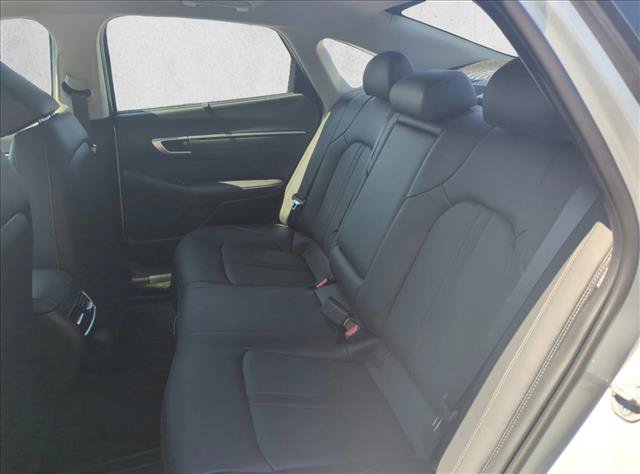 Certified 2025 Hyundai Sonata Limited FWD image 17