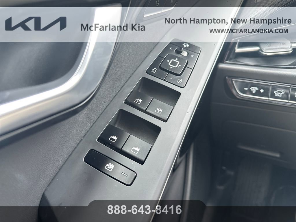 Used 2023 Kia Niro FWD image 10