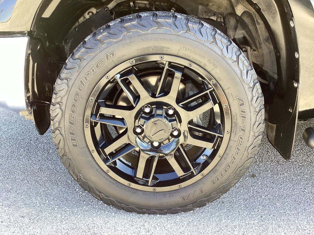 Used 2021 Toyota Tundra SR5 w/ SR5 Upgrade Package image 17