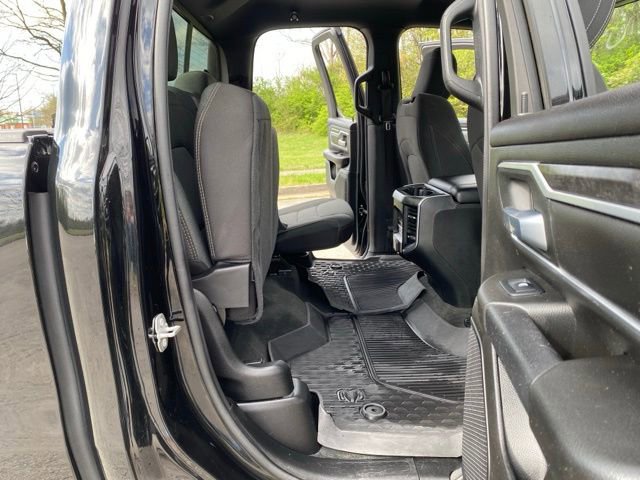 Used 2022 RAM 1500 Big Horn AWD/4WD image 41