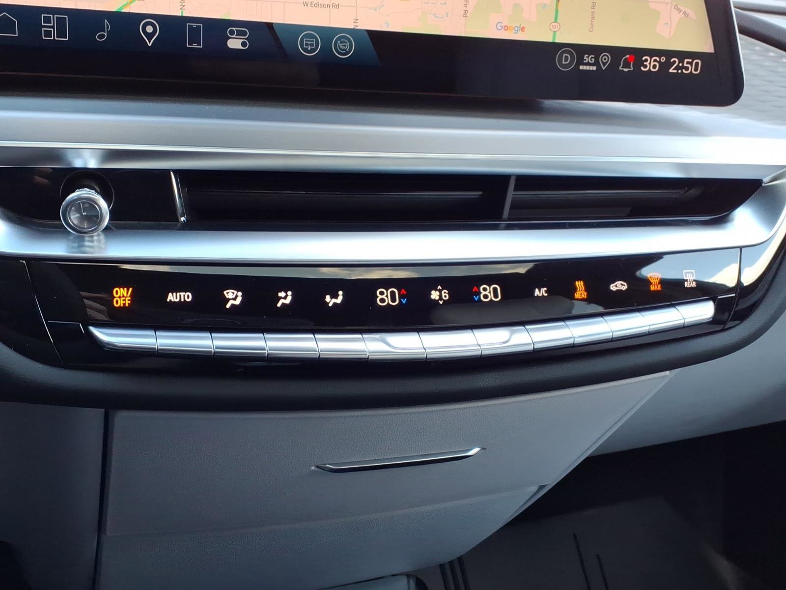 New 2025 Cadillac Lyriq Luxury w/ LPO, Floor Liner Package image 16