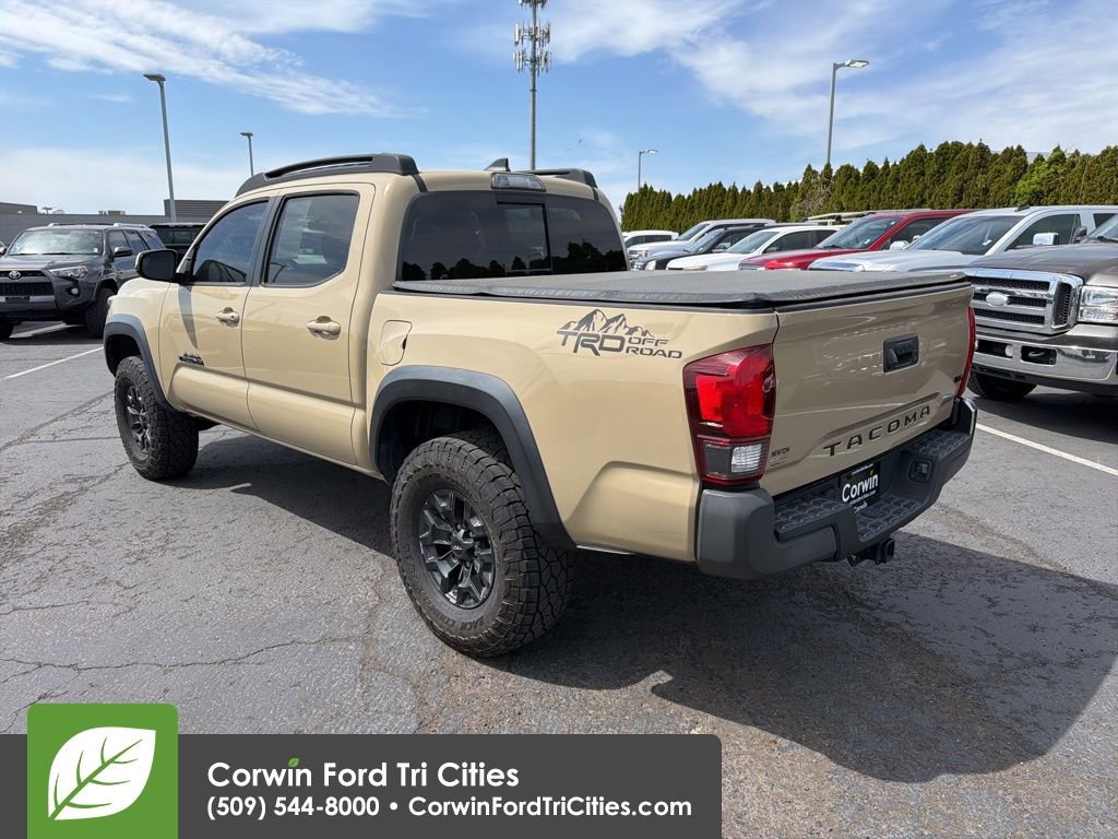 Used 2019 Toyota Tacoma TRD Off-Road image 11