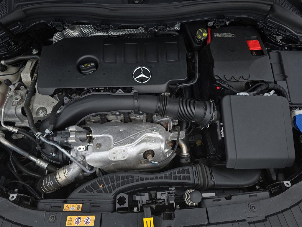 Used 2021 Mercedes-Benz GLA 250 4MATIC image 30