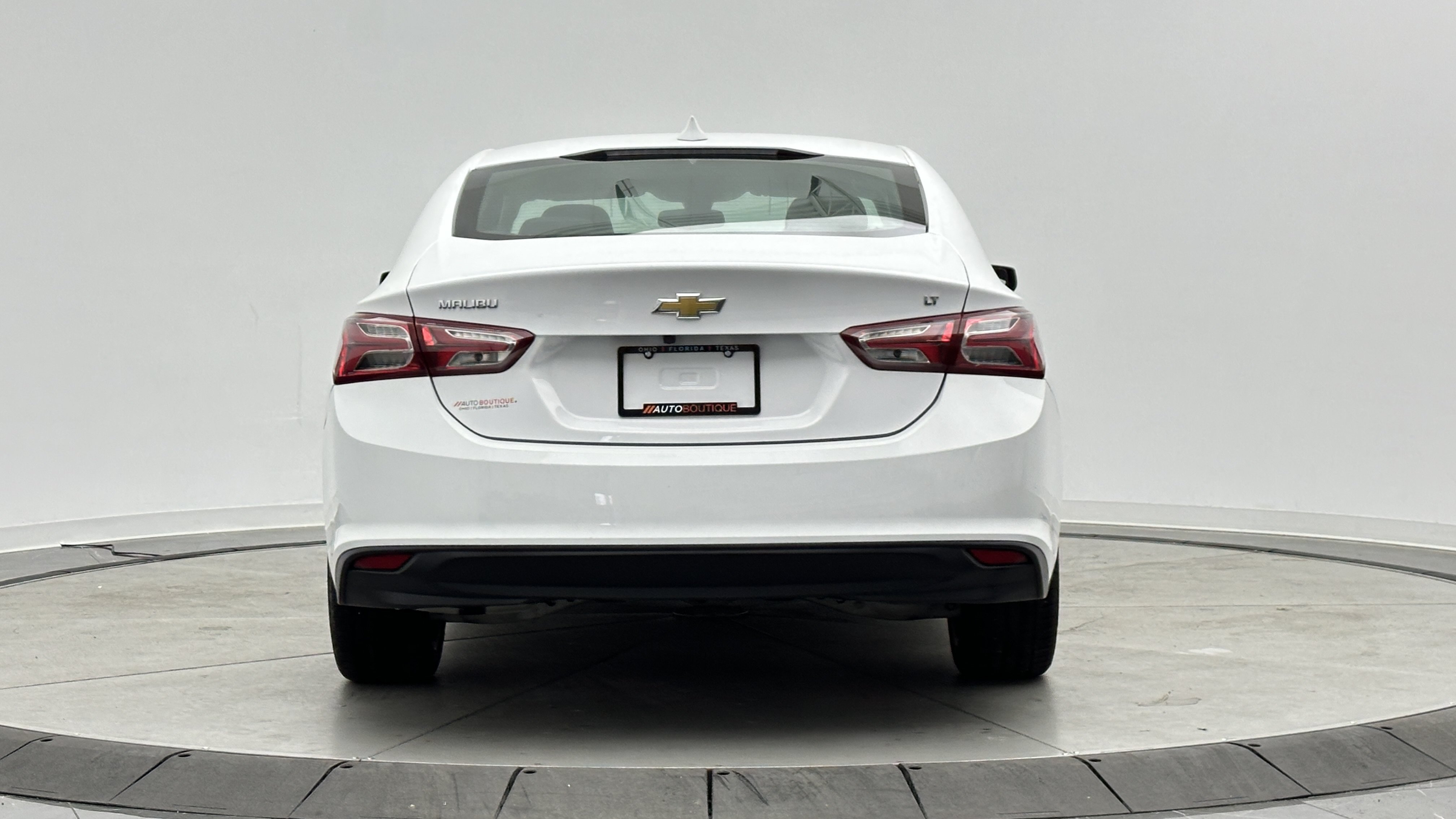 Used 2021 Chevrolet Malibu LT FWD image 6