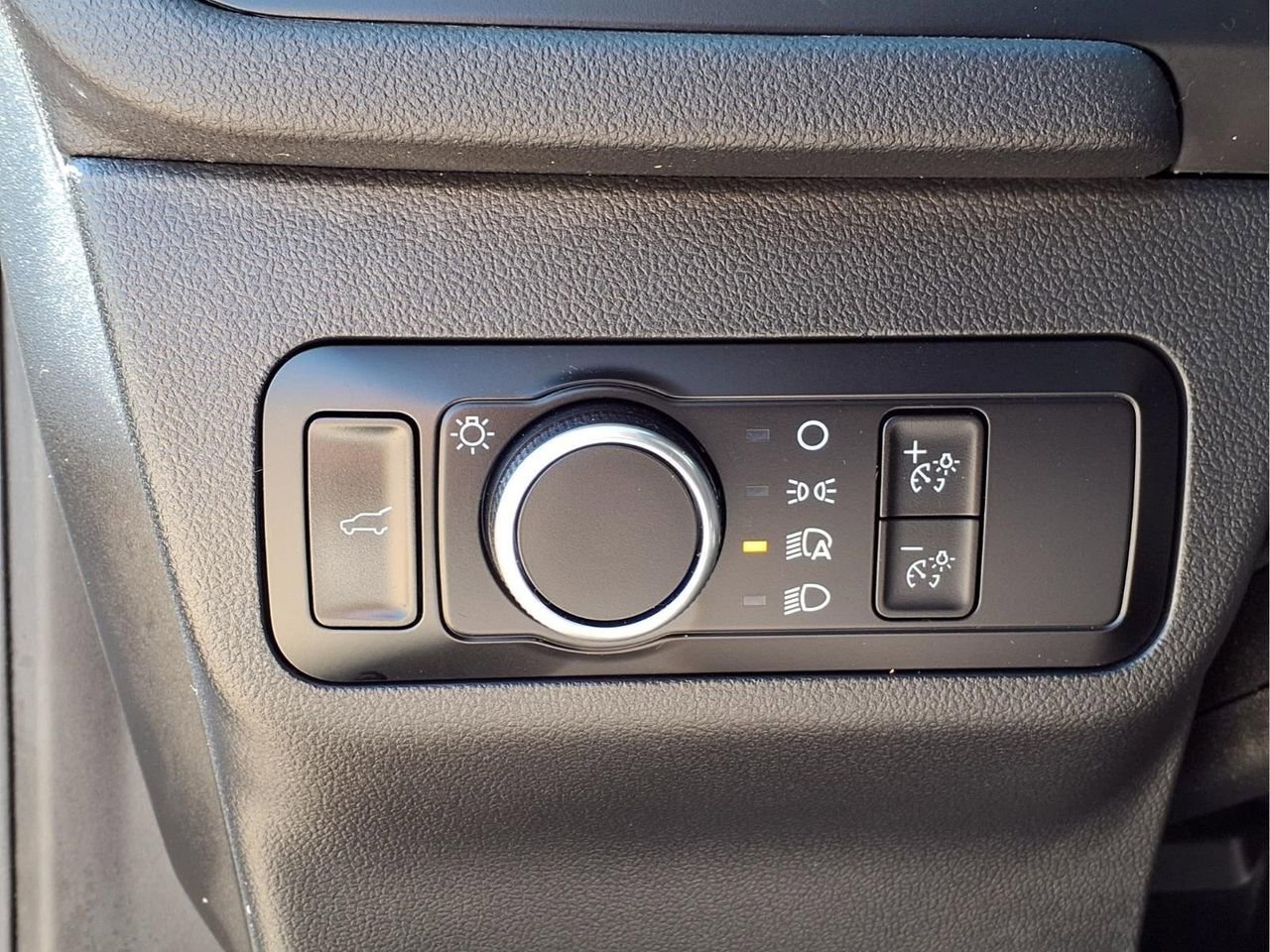 Used 2023 Ford Escape Active AWD/4WD image 18