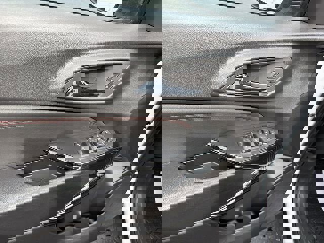 New 2026 Chevrolet Trax RS image 14