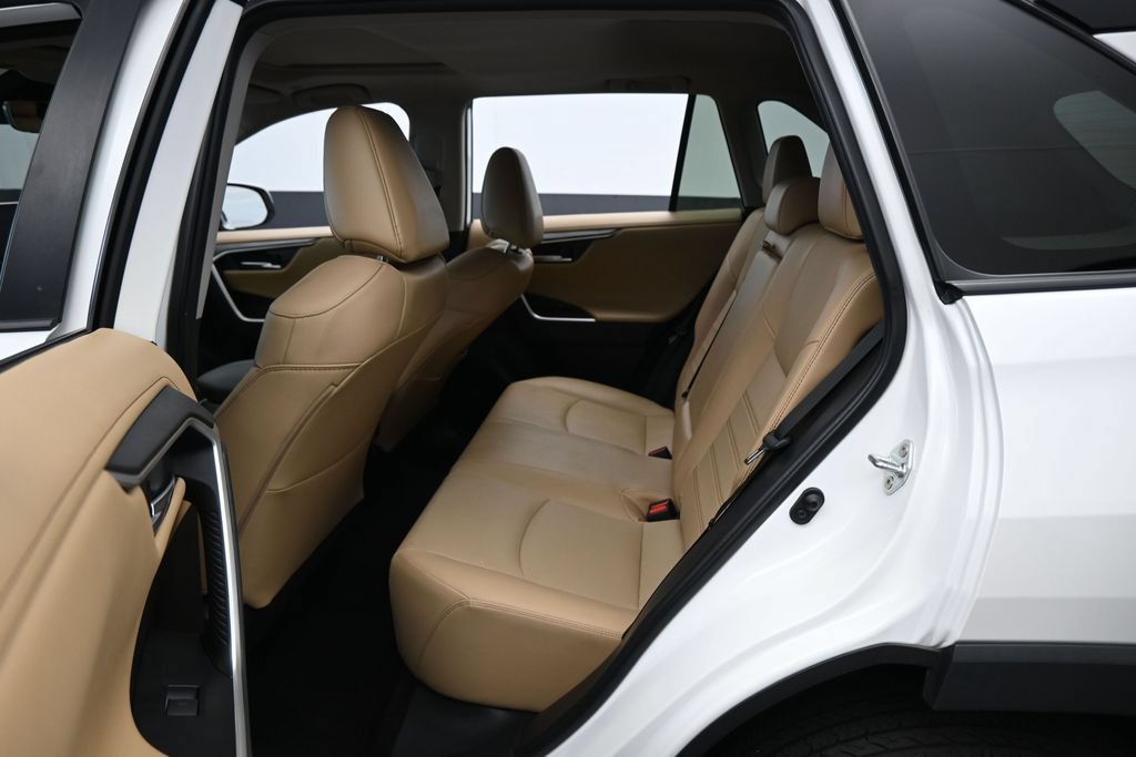 Used 2023 Toyota RAV4 Limited FWD image 29