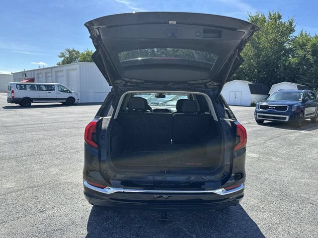 Used 2021 GMC Terrain Denali w/ Denali Premium Package AWD/4WD image 23