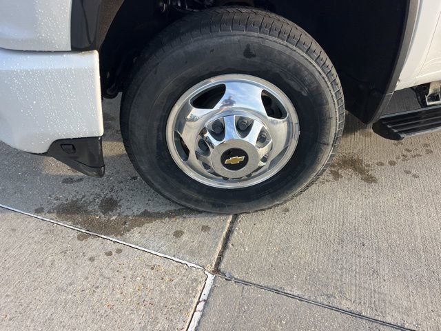 Used 2022 Chevrolet Silverado 3500 High Country image 38