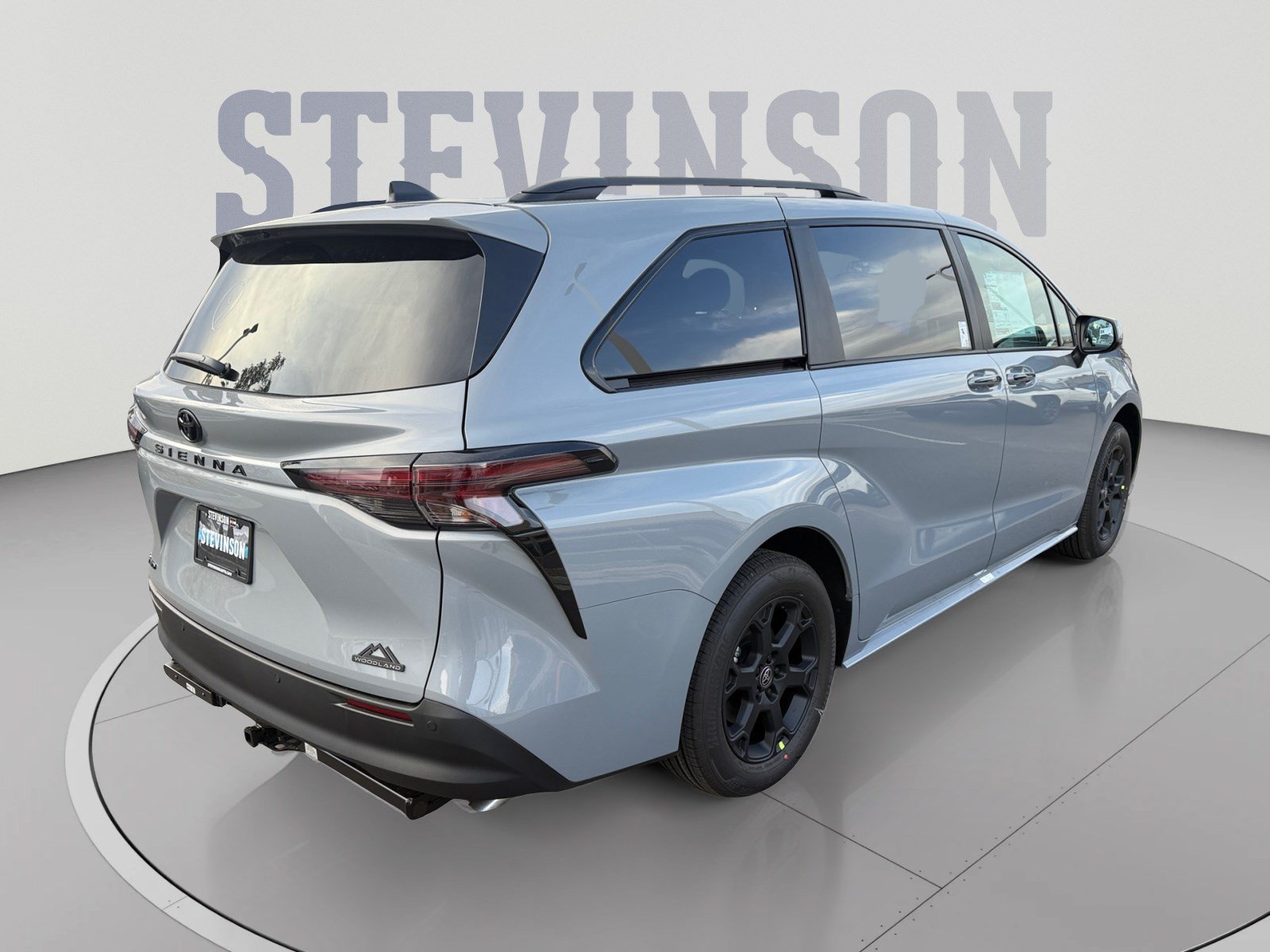 New 2026 Toyota Sienna XLE Woodland Edition AWD/4WD image 5