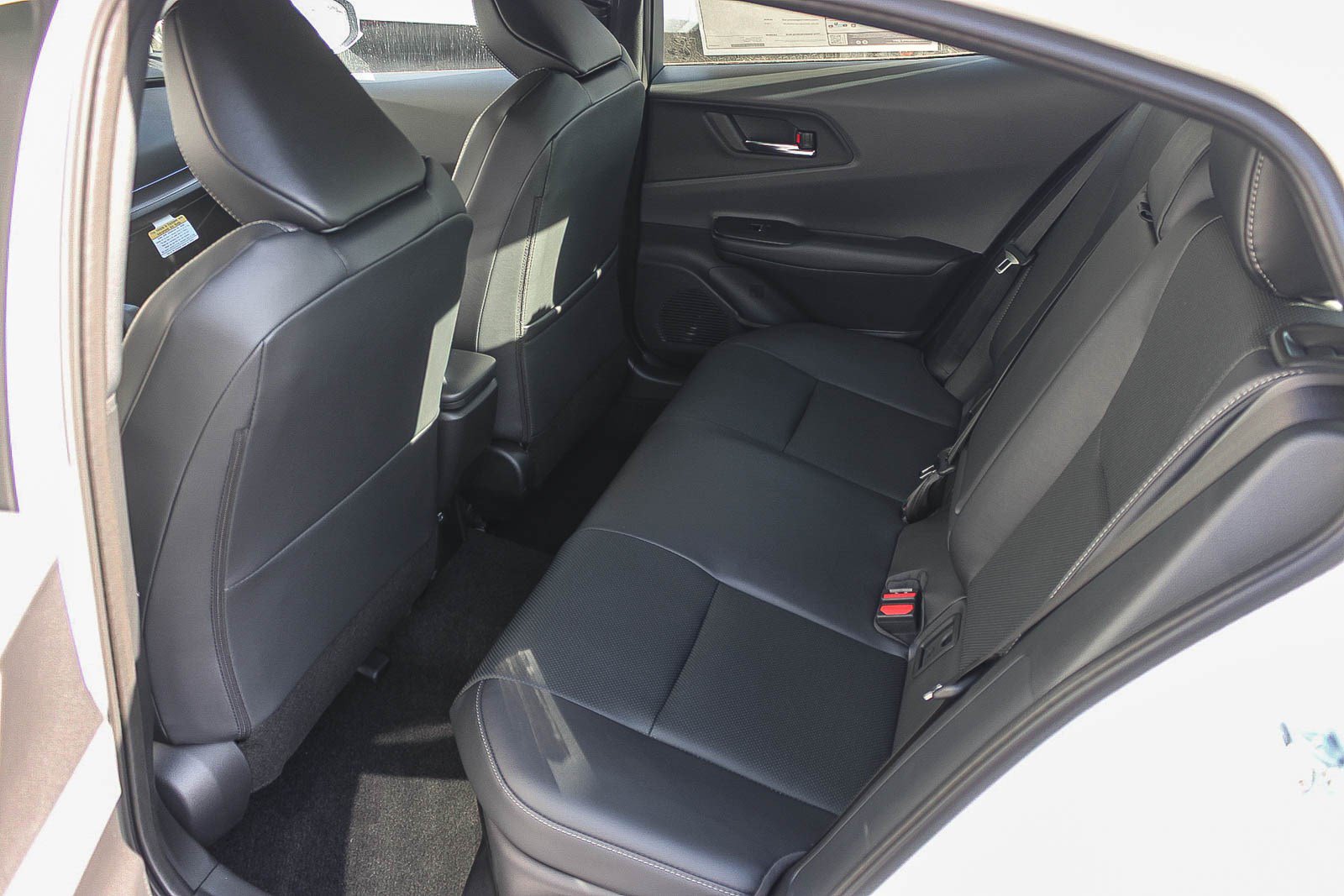 New 2027 Toyota Prius Limited FWD image 21