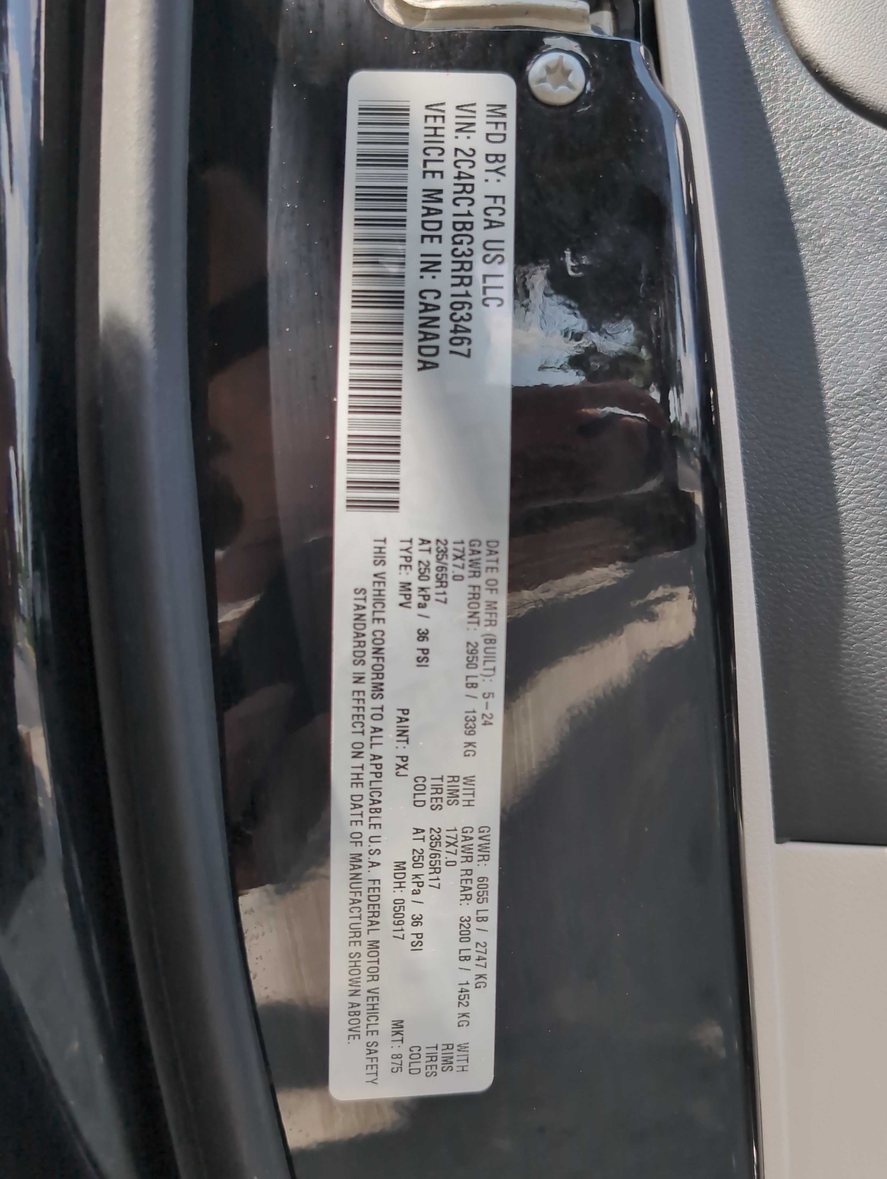 Used 2024 Chrysler Pacifica Touring-L FWD image 34