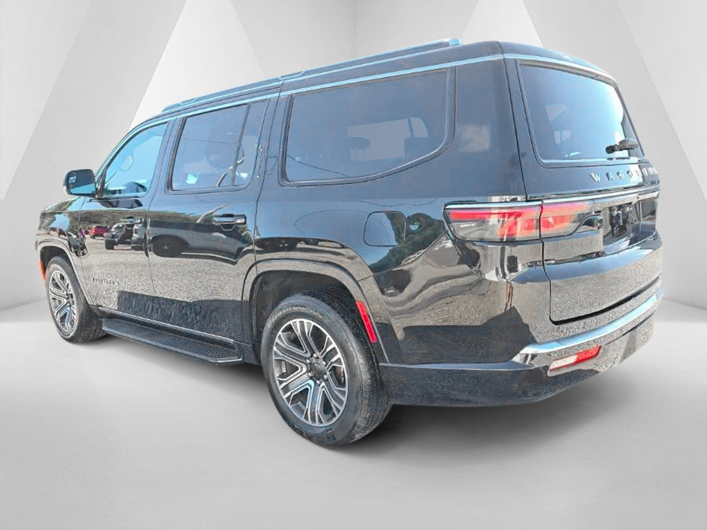 Used 2024 Jeep Wagoneer Series II w/ Flexible Seating Group AWD/4WD image 8