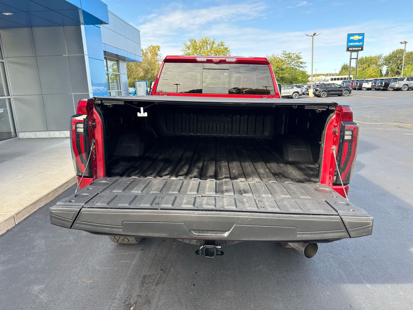 Used 2026 GMC Sierra 2500 AT4X w/ LPO, Black Badging Package AWD/4WD image 13