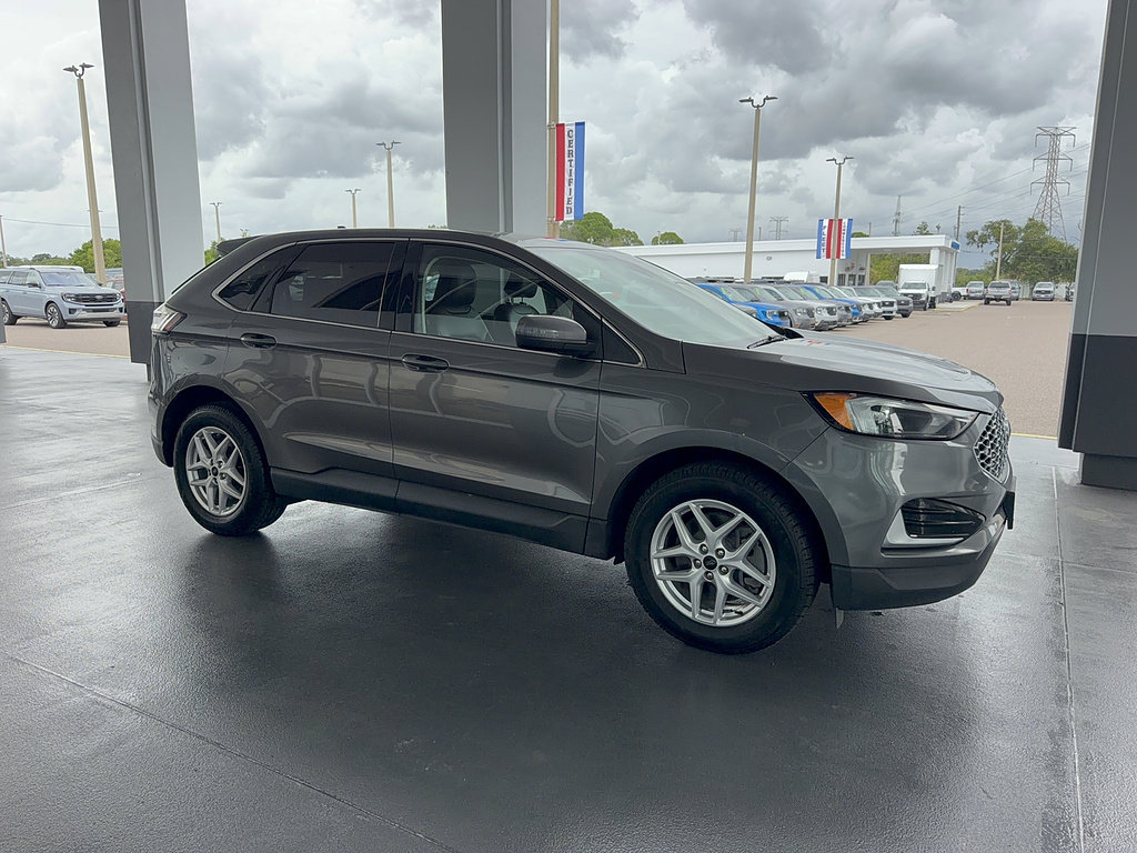 Certified 2023 Ford Edge SEL AWD/4WD image 5