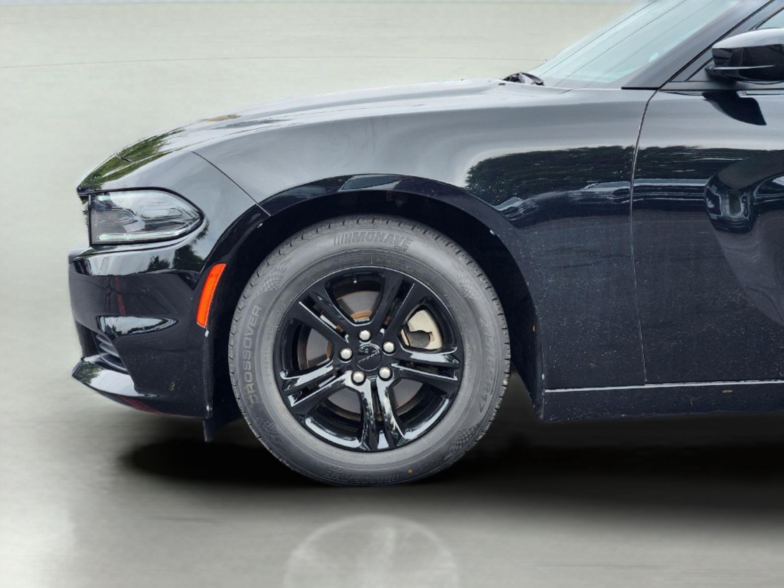 Used 2023 Dodge Charger SXT RWD image 10